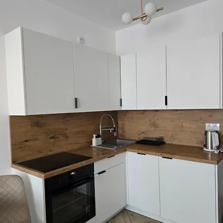 Boleslawiec City Apartment Апартаменти Болеславець